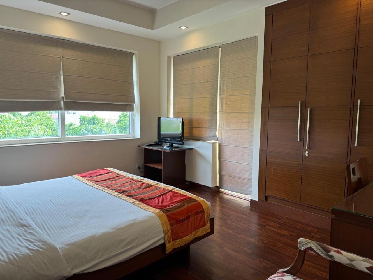Apartamento Ahuja Residency Noida Exterior foto